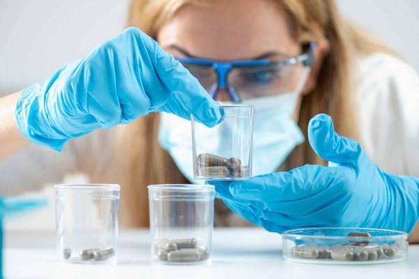 Comment créer une série de podcasts sur les innovations technologiques dans le domaine du cinéma ?